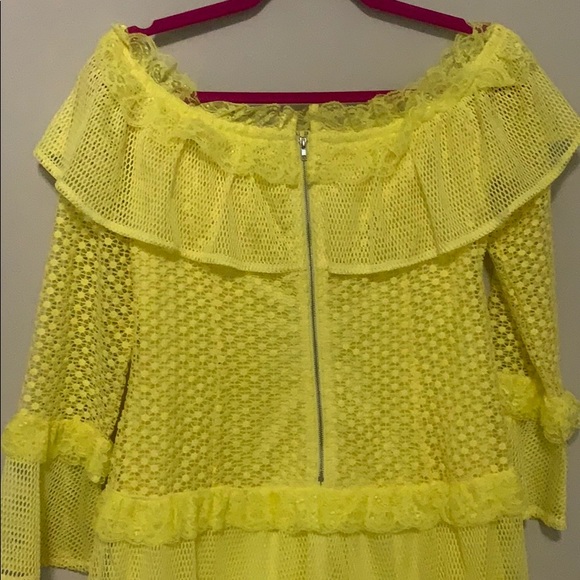 Yellow off shoulder dress - Picture 10 of 11